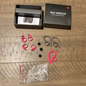 True Wireless extra silicone pieces